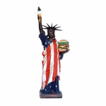 ESTATUA DA LIBERDADE COM HAMBURGUER E GELADO