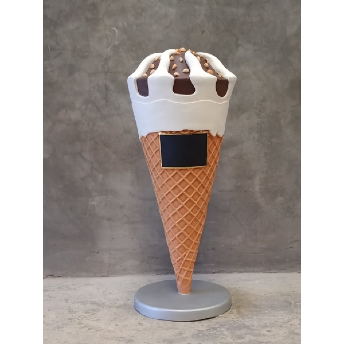 CONE DE GELADO MEDIO COM BASE - statuapura.com